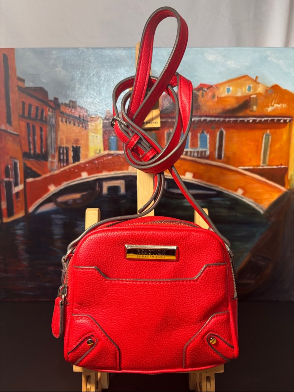 Keneth Cole Bright Red Pebbled Crossbody Purse
